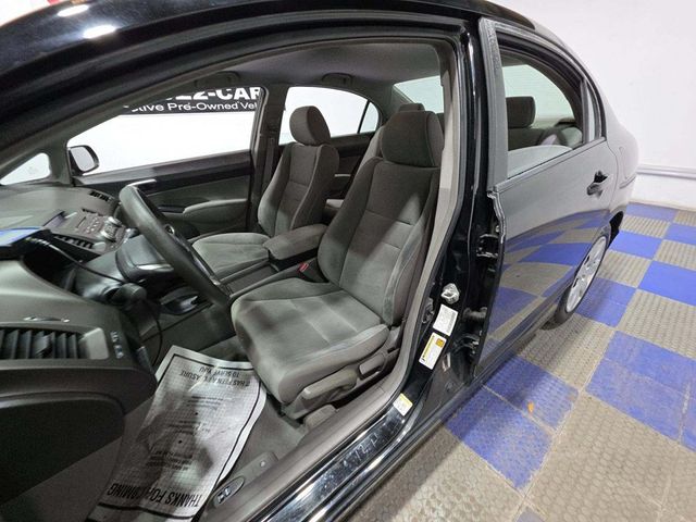 2010 Honda Civic Sedan 4dr Automatic LX - 23037589 - 6