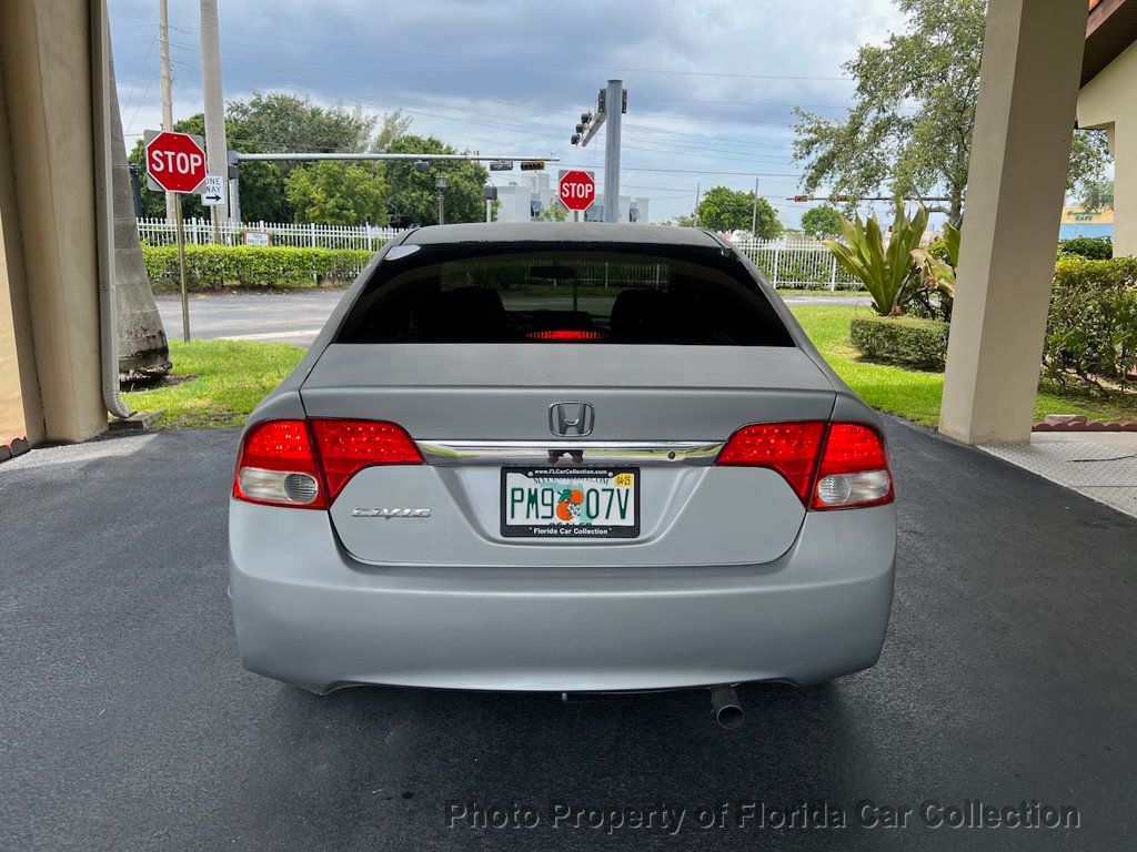 2010 Honda Civic Sedan Automatic LX - 22269529 - 70