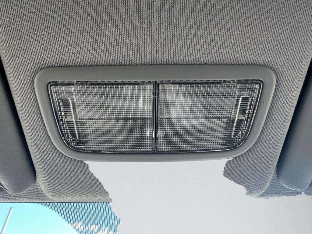 2010 Honda Fit 5dr Hatchback Automatic Sport - 22936471 - 30