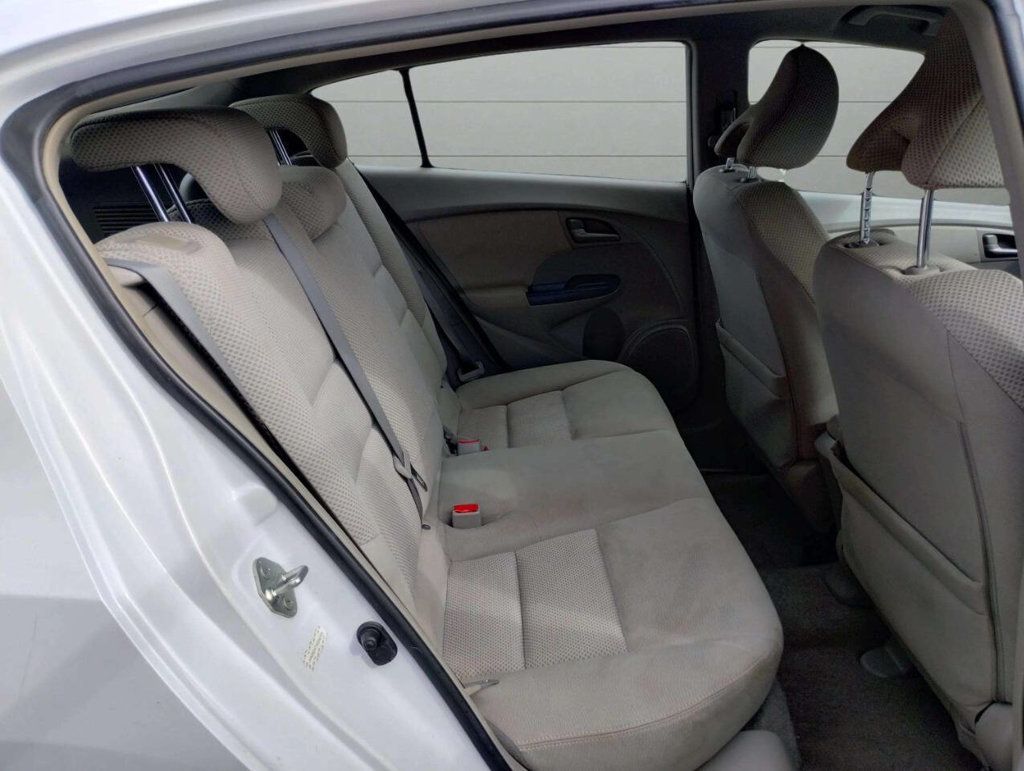 2010 Honda Insight 5dr CVT EX - 22931354 - 17