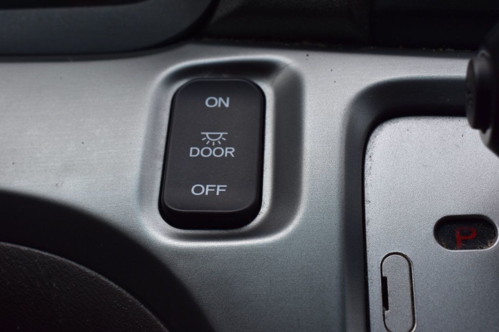 2010 Honda Odyssey 5dr EX - 22931718 - 30