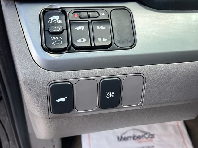 2010 Honda Odyssey 5dr EX-L - 23009876 - 24