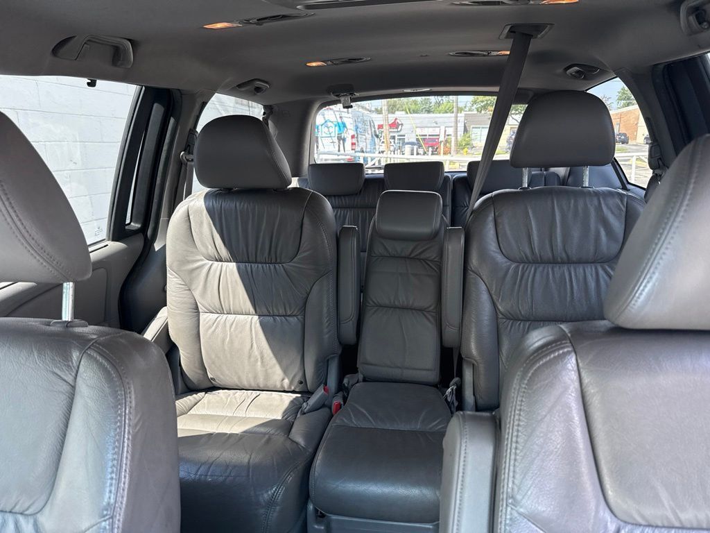 2010 Honda Odyssey 5dr EX-L w/RES - 23075882 - 10