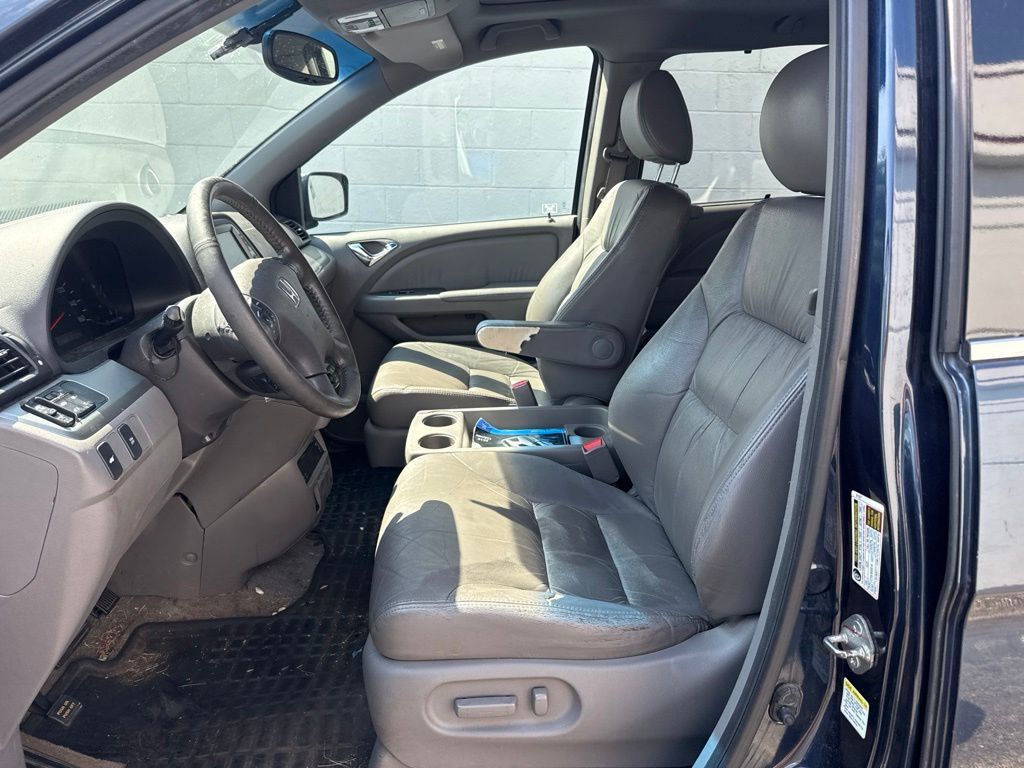 2010 Honda Odyssey 5dr EX-L w/RES - 23075882 - 6