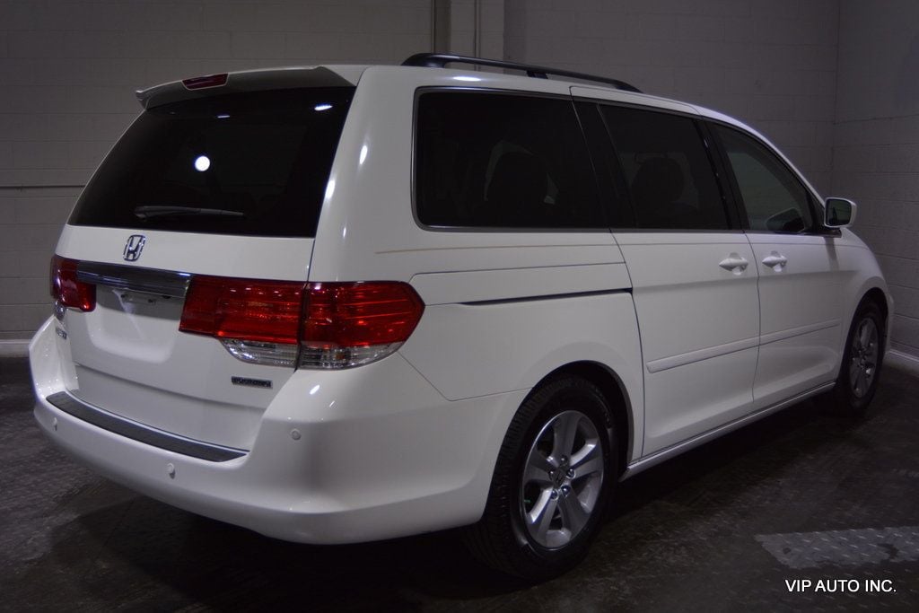 2010 Honda Odyssey 5dr Touring w/RES & Navi - 22539170 - 3