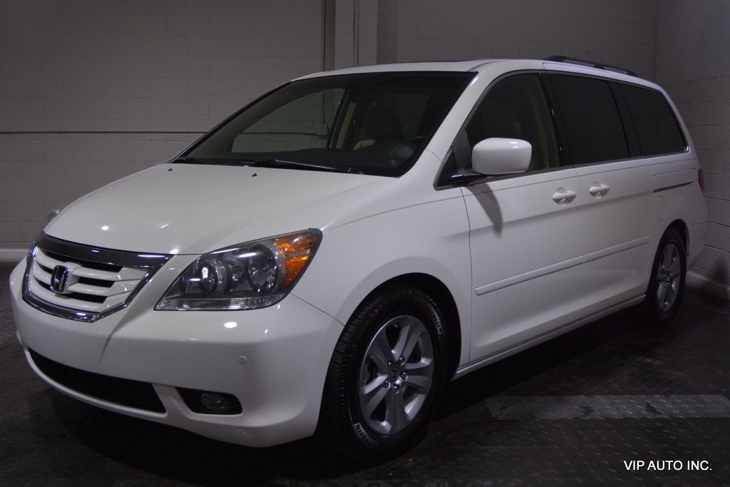 2010 Honda Odyssey 5dr Touring w/RES & Navi - 22539170 - 45