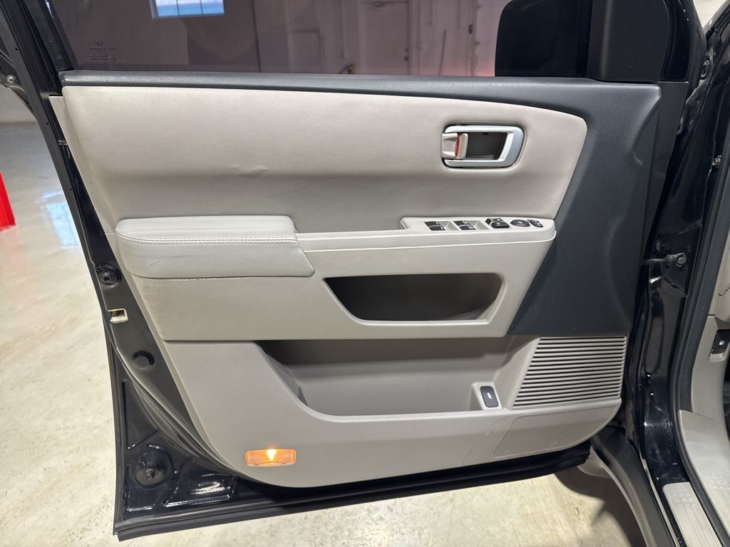 2010 Honda Pilot 4WD 4dr EX-L w/RES - 22967252 - 25