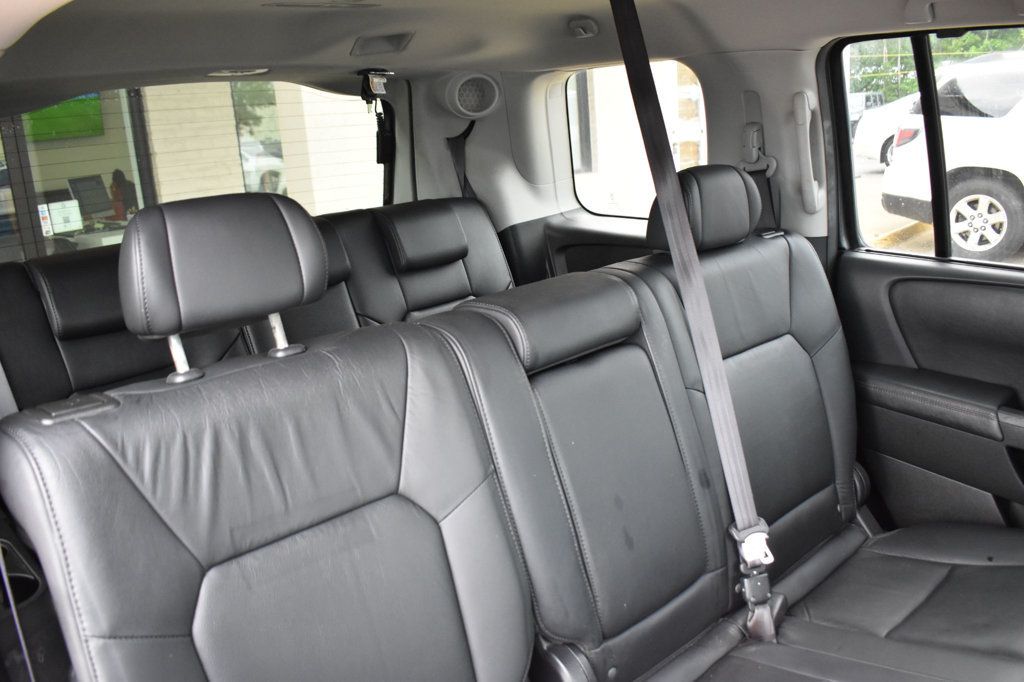 2010 Honda Pilot 4WD 4dr Touring w/Navi - 23052396 - 17