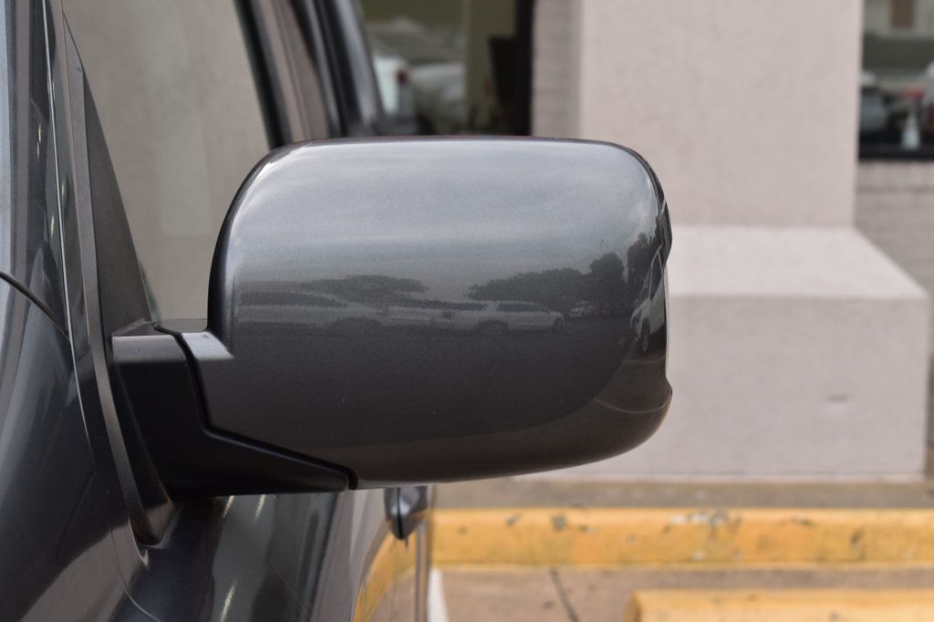 2010 Honda Pilot 4WD 4dr Touring w/Navi - 23052396 - 44