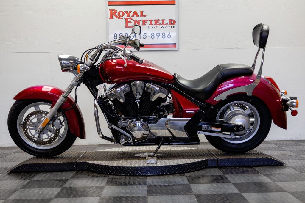 2010 HONDA VTX1300 STATELINE PRO STREET CRUISER - 23004083 | Video 2