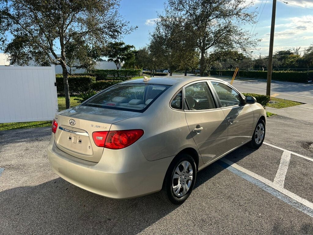 2010 Hyundai Elantra 4dr Sedan Automatic GLS - 22771705 - 3