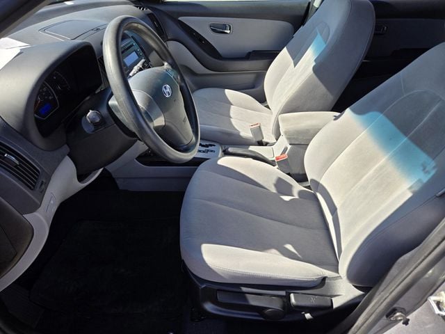 2010 Hyundai Elantra 4dr Sedan Automatic GLS PZEV - 22934610 - 6
