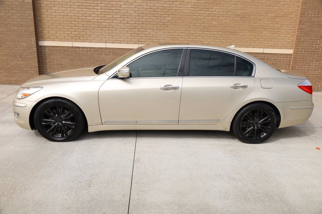 2010 Hyundai Genesis 4.6 photo 3