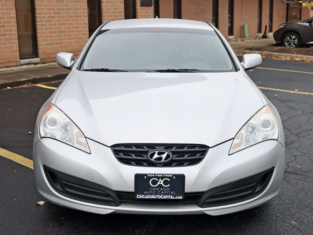 2010 Hyundai Genesis Coupe 2dr 2.0T Automatic Premium - 22651685 - 4