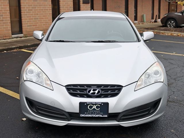 2010 Hyundai Genesis Coupe 2dr 2.0T Automatic Premium - 22651685 - 4