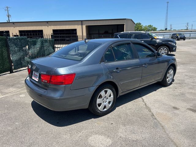 2010 Hyundai Sonata GLS - 23028375 - 3