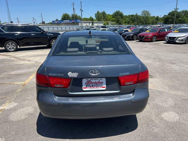 2010 Hyundai Sonata GLS - 23028375 - 4