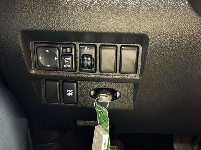 2010 INFINITI FX35 AWD 4dr - 22988108 - 35