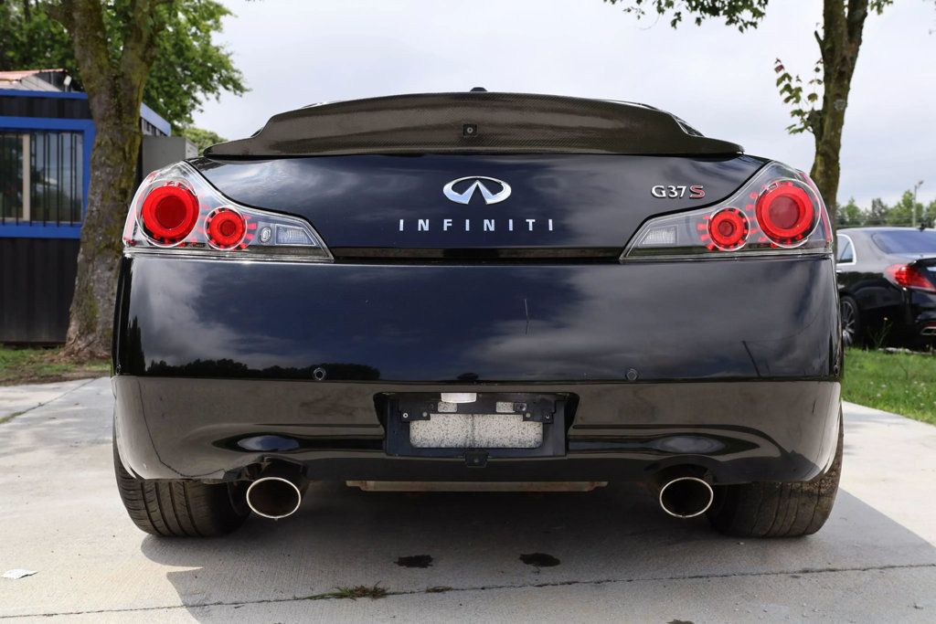 2010 Infiniti G37 Coupe photo 4