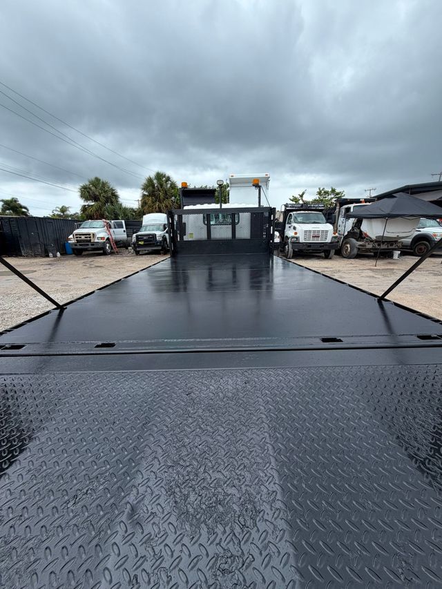 2010 Isuzu NPR 16' Flatbed With Liftgate  - 23035651 - 7