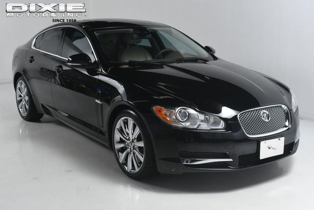 2010 Jaguar XF 4dr Sedan Luxury - 22613045 - 0