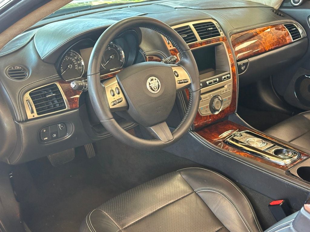 2010 Jaguar XK 2dr Convertible - 23028502 - 12