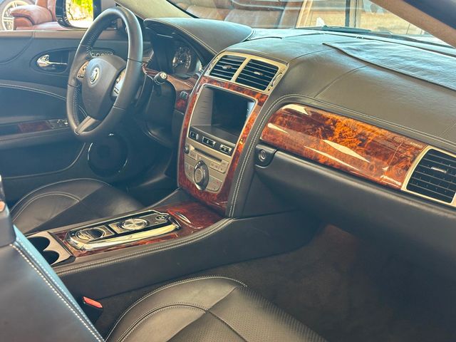 2010 Jaguar XK 2dr Convertible - 23028502 - 20