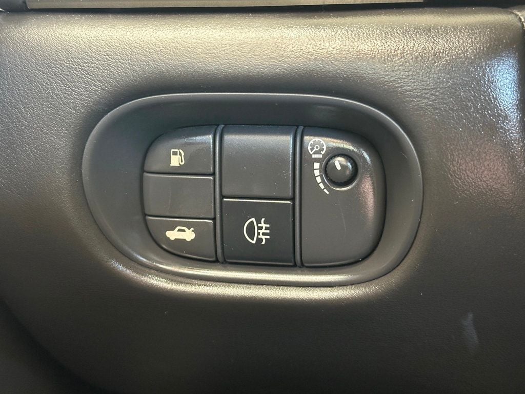 2010 Jaguar XK 2dr Convertible - 23028502 - 24