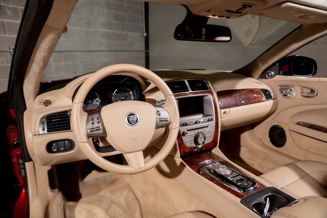 2010 Jaguar XK 2dr Convertible - 23051382 - 16