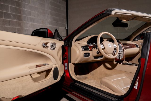 2010 Jaguar XK 2dr Convertible - 23051382 - 17