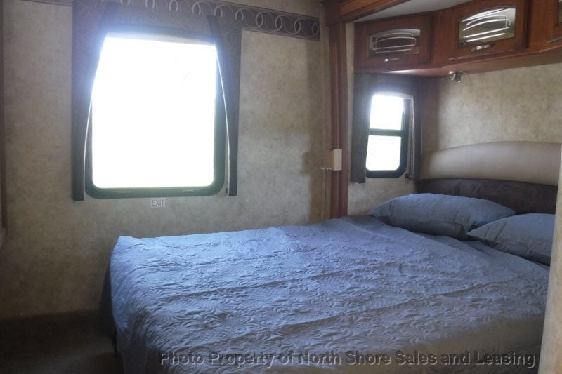 2010 Jayco MELBOURNE 29D Full Body Paint 3 Slides - 22660734 - 22