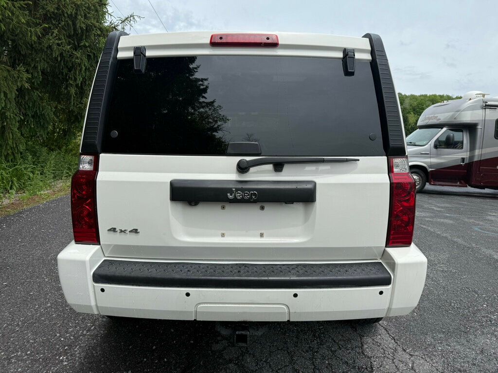 2010 Jeep Commander 4WD 4dr Sport - 23030488 - 3