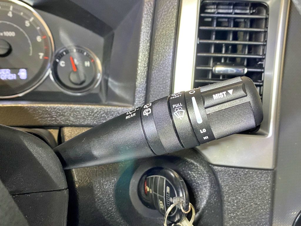 2010 Jeep Grand Cherokee 4WD 4dr Laredo - 23005296 - 23