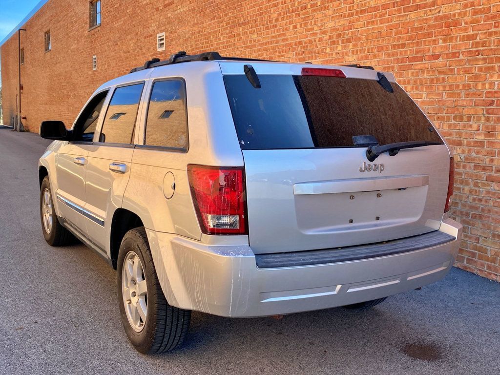 2010 Jeep Grand Cherokee 4WD 4dr Laredo - 23005296 - 2