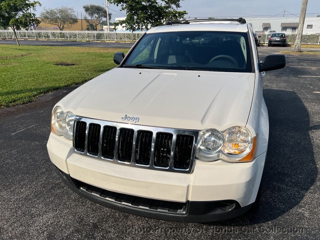 2010 Jeep Grand Cherokee Laredo 2WD - 22695884 - 15