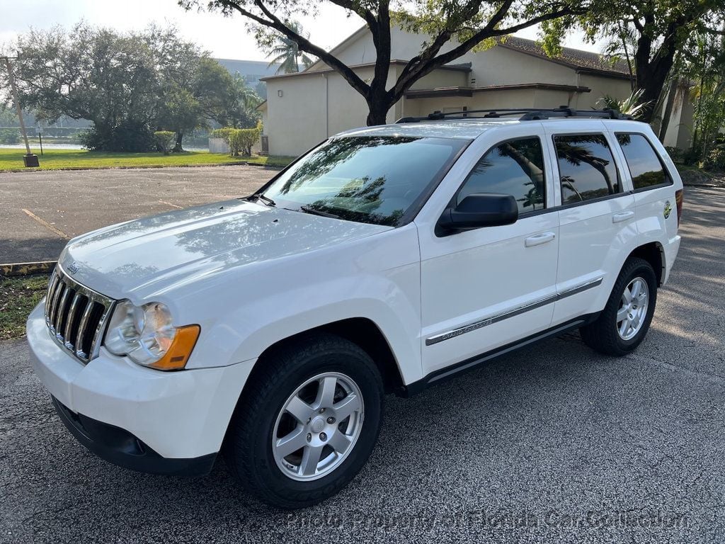 2010 Jeep Grand Cherokee Laredo 2WD - 22695884 - 26