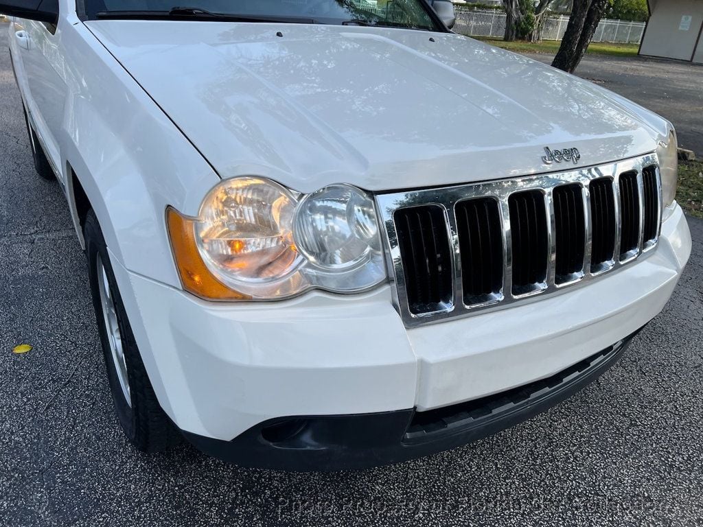 2010 Jeep Grand Cherokee Laredo 2WD - 22695884 - 40