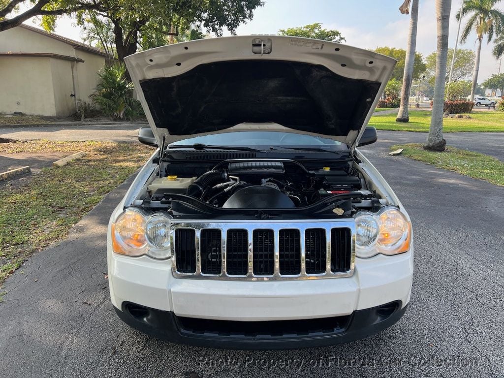 2010 Jeep Grand Cherokee Laredo 2WD - 22695884 - 84