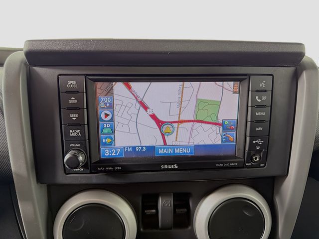 2010 Jeep Wrangler 4WD 2dr Sahara - 22986390 - 13