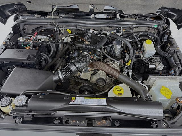 2010 Jeep Wrangler 4WD 2dr Sahara - 22986390 - 27