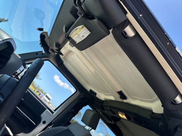2010 Jeep Wrangler 4WD 2dr Sport - 22999855 - 18