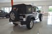 2010 Jeep Wrangler Automatico y Solo 69 Mil kms - 19683945 - 5