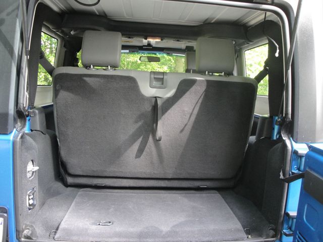 2010 Jeep Wrangler SPORT-PKG, LOW MI, SURF-BLUE, 6-SPD w/ HARDTOP. A MUST-SEE! - 23023201 - 30