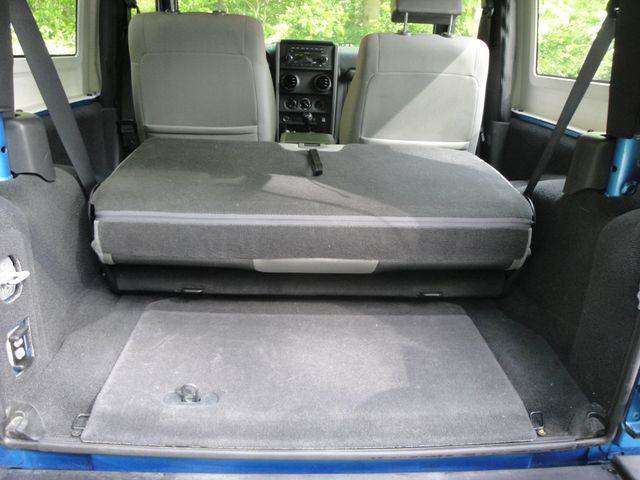 2010 Jeep Wrangler SPORT-PKG, LOW MI, SURF-BLUE, 6-SPD w/ HARDTOP. A MUST-SEE! - 23023201 - 32