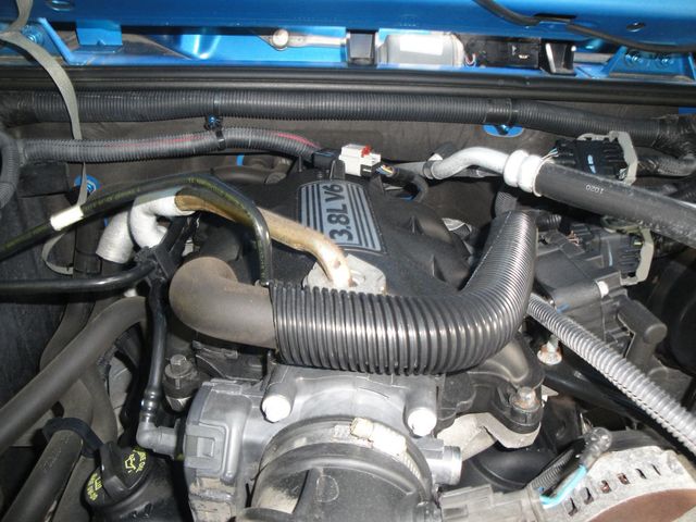 2010 Jeep Wrangler SPORT-PKG, LOW MI, SURF-BLUE, 6-SPD w/ HARDTOP. A MUST-SEE! - 23023201 - 35