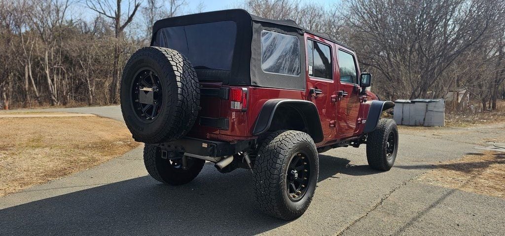 2010 Jeep Wrangler Unlimited Rubicon - 22788705 - 8