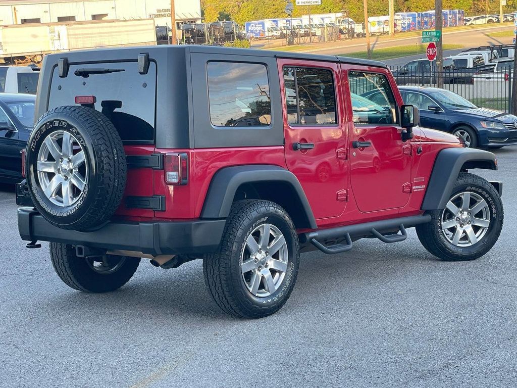 2010 Jeep Wrangler Unlimited Sport photo 2