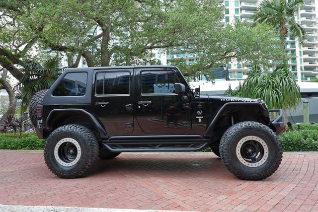 2010 Jeep Wrangler Unlimited 4WD 4dr Rubicon - 23005868 - 30