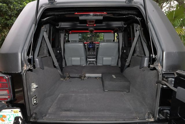 2010 Jeep Wrangler Unlimited 4WD 4dr Rubicon - 23005868 - 37