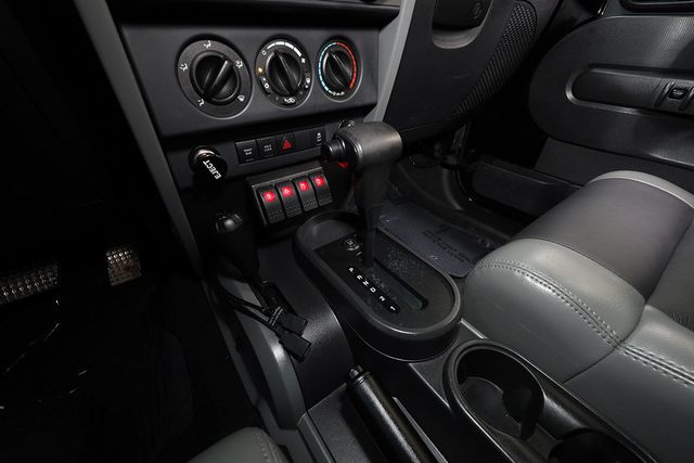 2010 Jeep Wrangler Unlimited 4WD 4dr Rubicon - 23005868 - 52